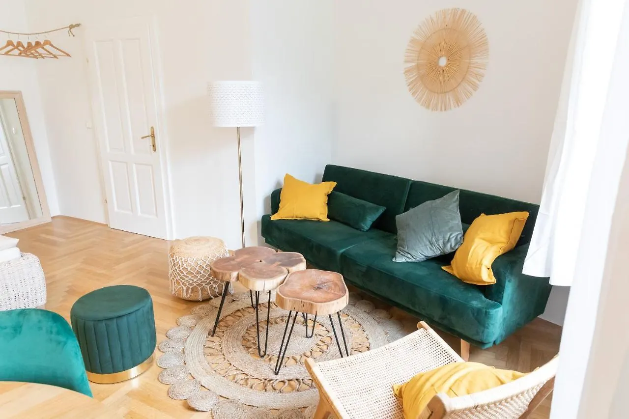 Design Apartments Near Mariahilferstrasse Vienna