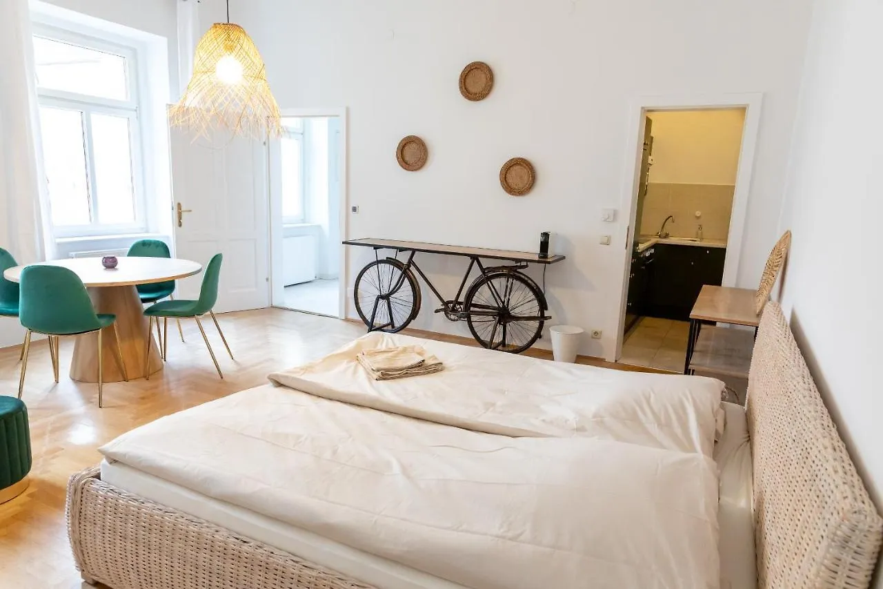 Design Apartments Near Mariahilferstrasse Vienna