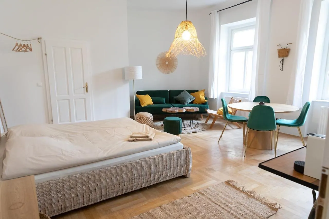 Design Apartments Near Mariahilferstrasse Vienna