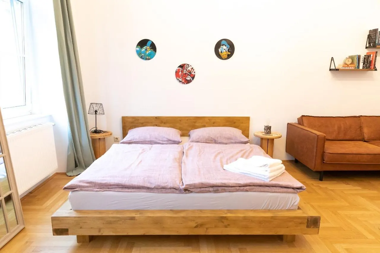 Design Apartments Near Mariahilferstrasse Vienna
