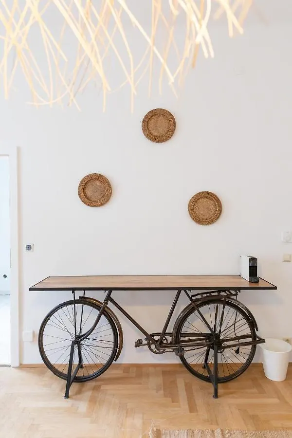 Design Apartments Near Mariahilferstrasse Βιέννη