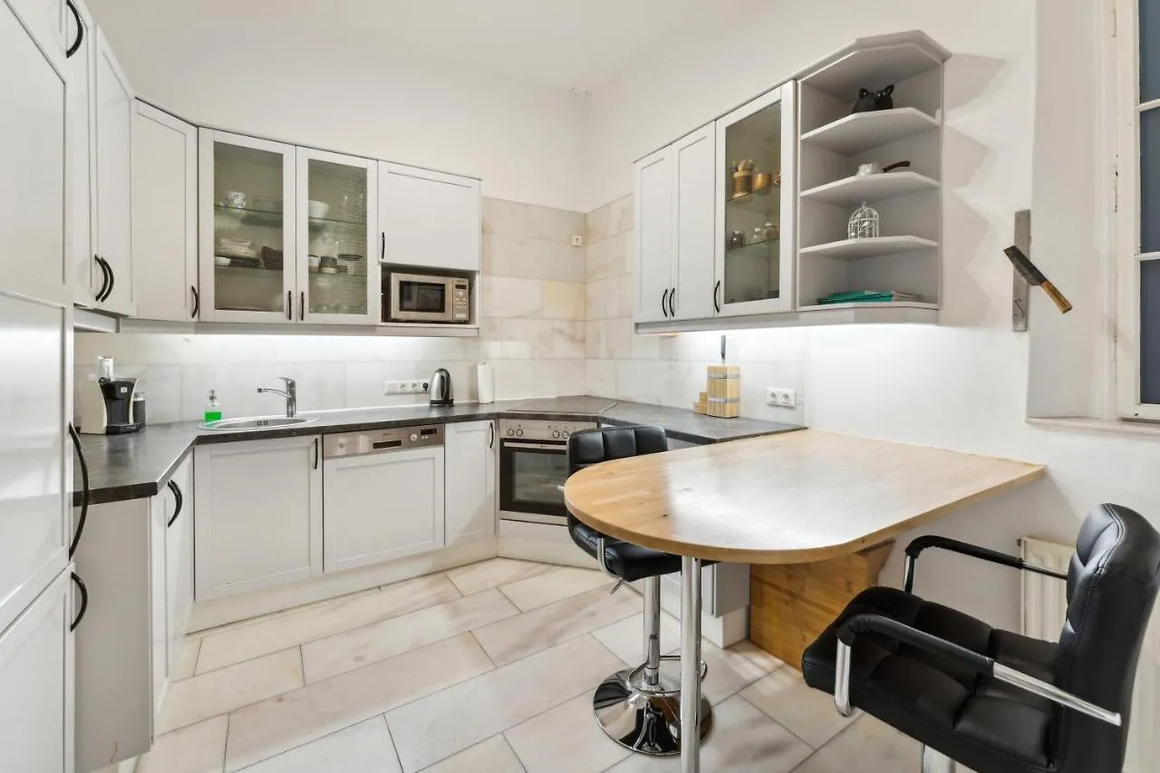 Design Apartments Near Mariahilferstrasse Βιέννη